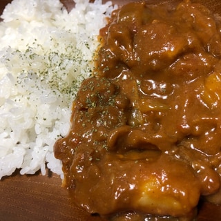 肉じゃが残りとトマト缶のカレー♬